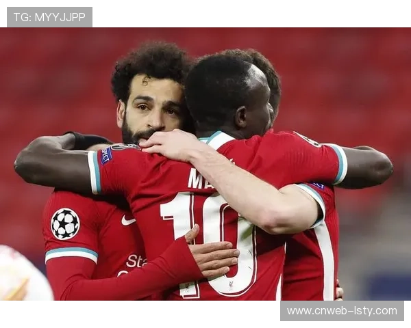 卡拉格质疑巴萨防线实力薄弱直言难以支撑球队夺得欧冠荣耀