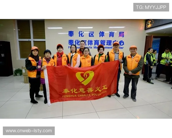 羽超联赛场边医疗团队，及时处理抽筋