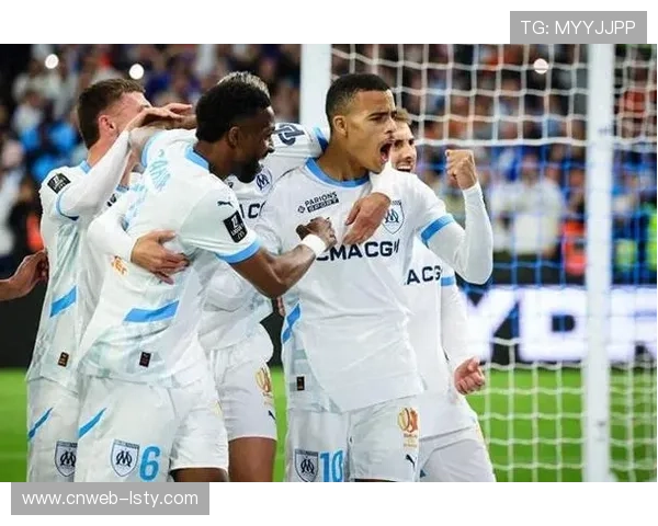 格林伍德二过N配合破门，马赛半场4-1领先昂热