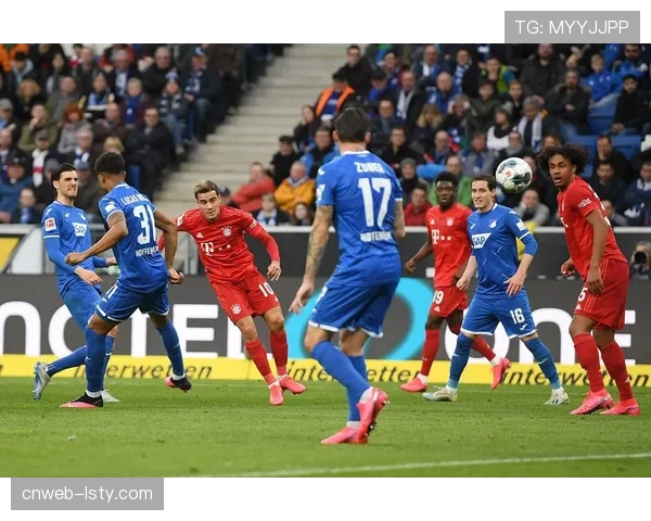 奥格斯堡2-2战平霍芬海姆，双方各取一分保级形势微妙